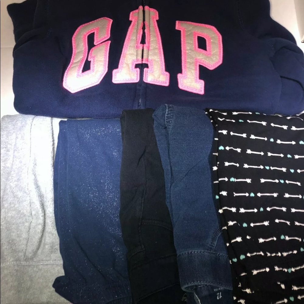 6 pieces! Stretchy size 10/12 sweatshirt pants lot